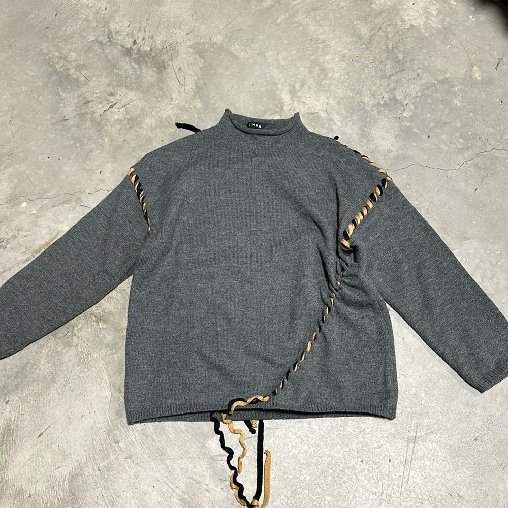 J.NNA Grey oversized sweater / Size S / Nn-21‎